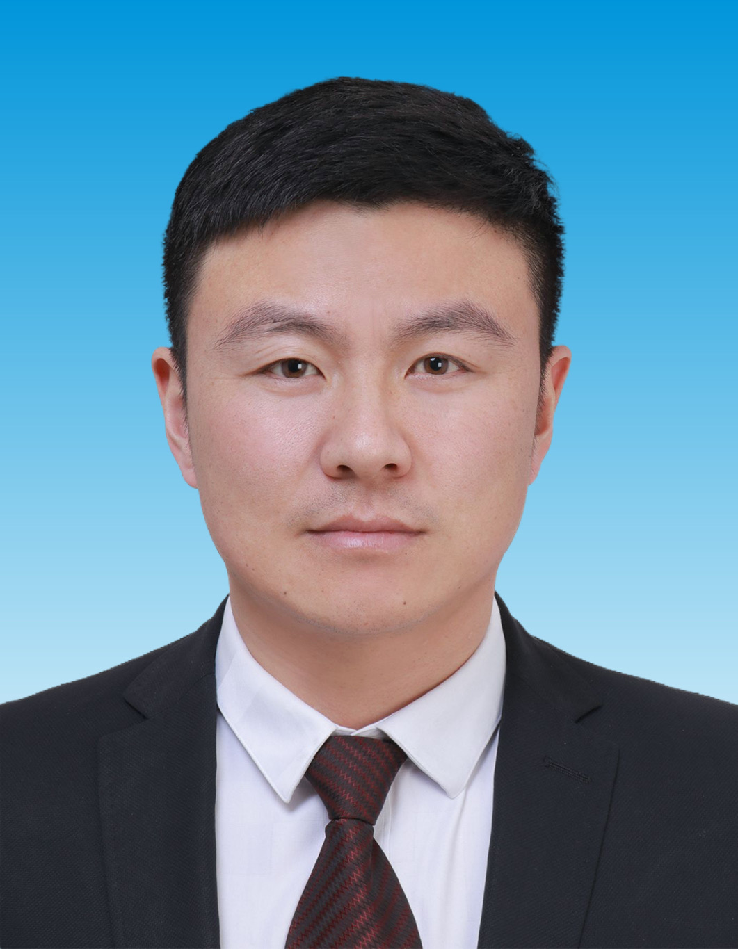张坤